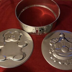 Silver Spring Form Cake Set with Bear and Clown Design Inserts